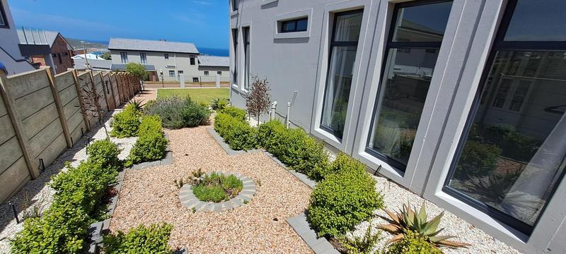 4 Bedroom Property for Sale in Jongensfontein Western Cape